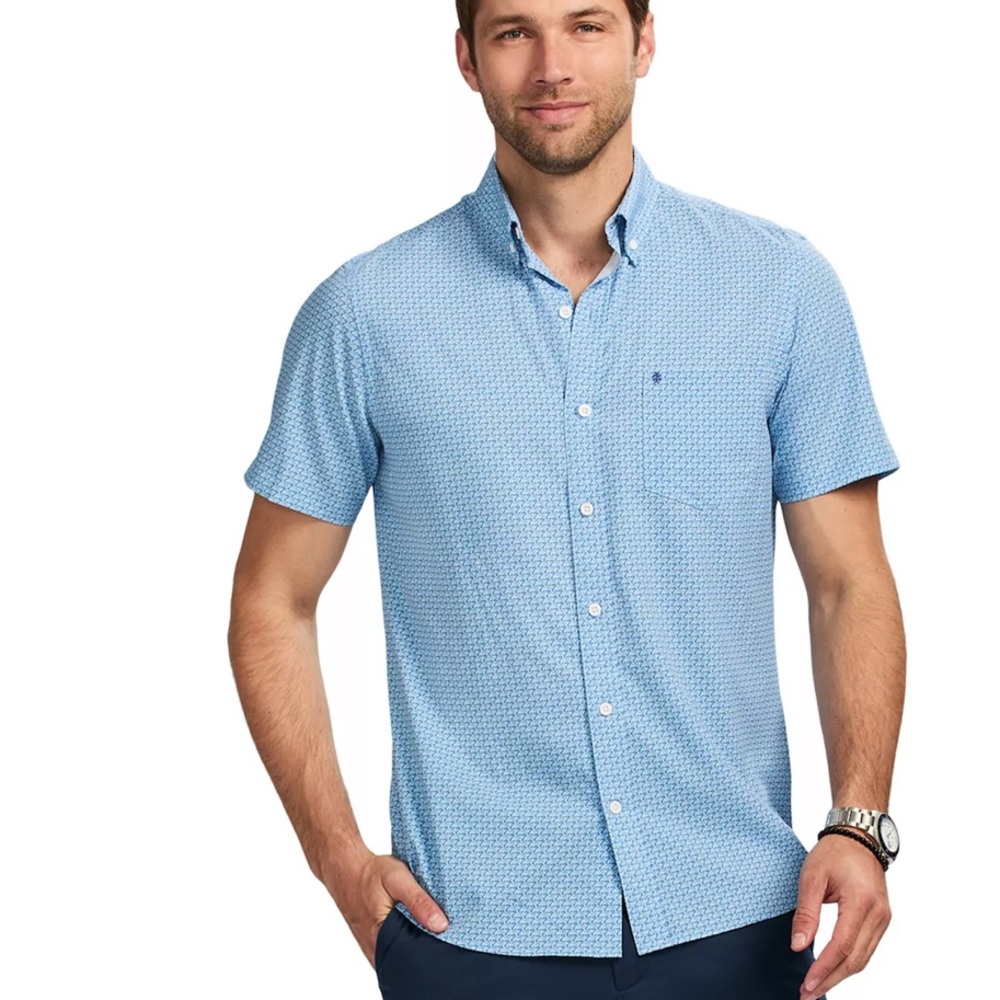 Izod Light Blue Short Sleeve Button-Down Shirt